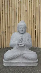 Sitzender Buddha aus Flussstein in Dharmachakra-Stellung - Geste des Rades der Dharma-Lehre. Ungefähr 62cm Höhe. 